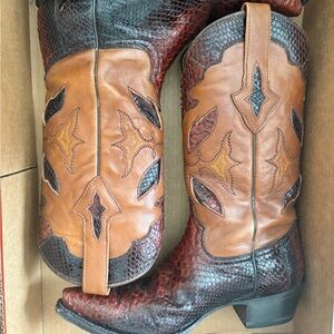 Lucchese 1883 Brown Cowboy Boots